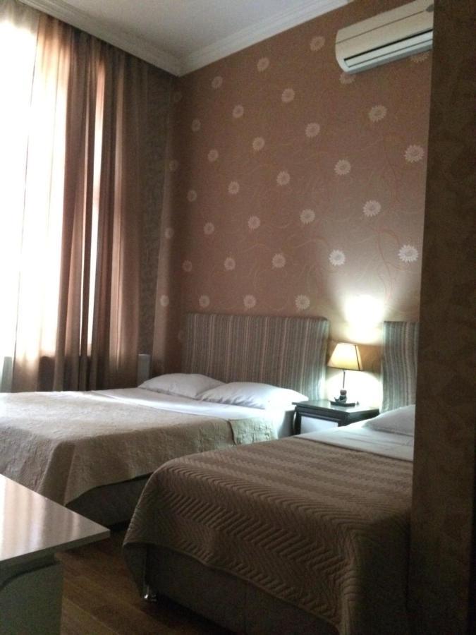 Hotel Albatros Batumi Zewnętrze zdjęcie