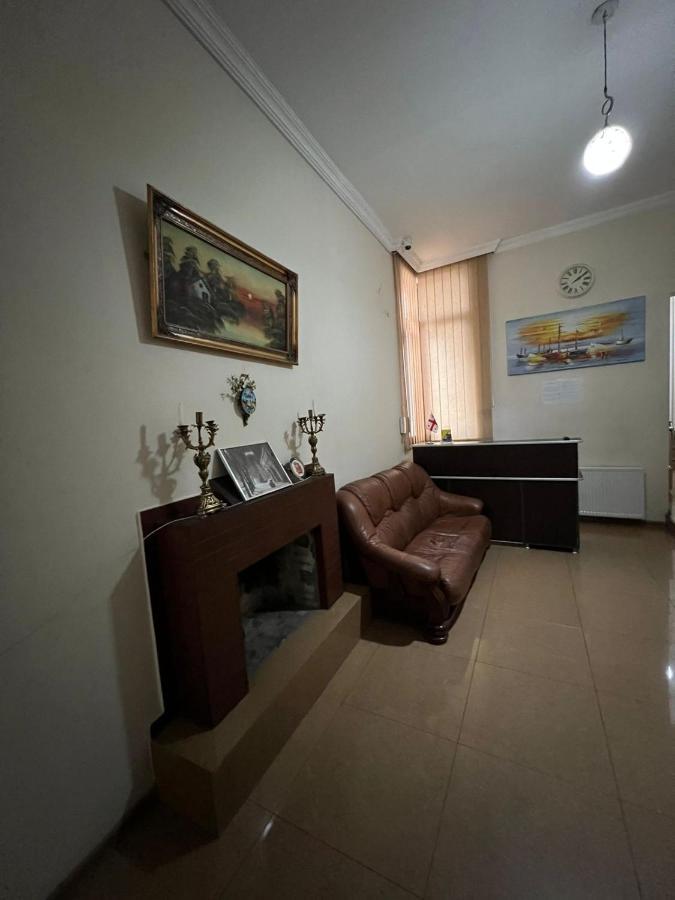Hotel Albatros Batumi Zewnętrze zdjęcie