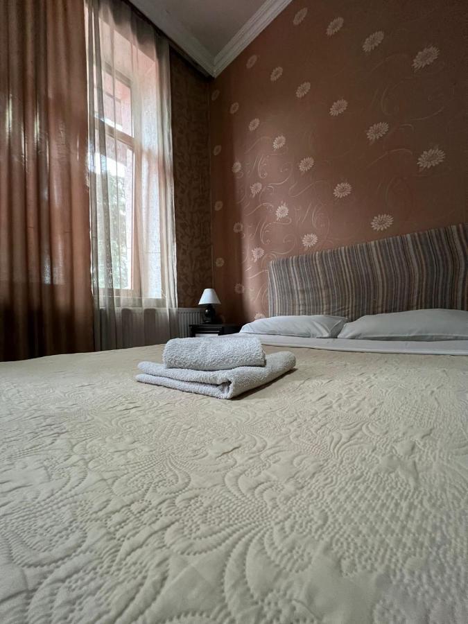 Hotel Albatros Batumi Zewnętrze zdjęcie